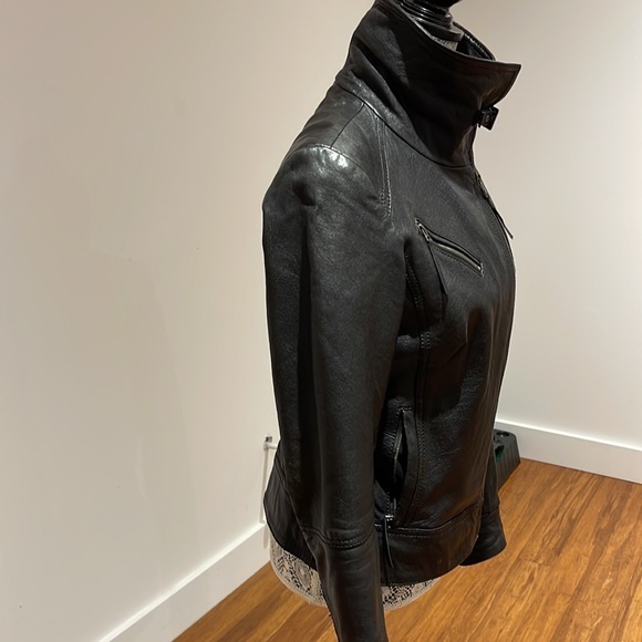 Danier Leather Jacket - Picture 4 of 7